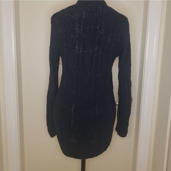 Cable Knit Cardigan Sweater - Picture 4 of 7